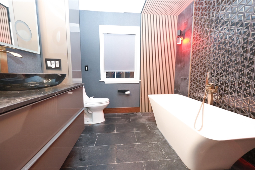 55 Glenrose Ave, Braintree