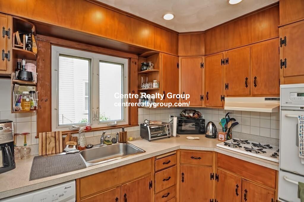 15 Princeton St, South Medford