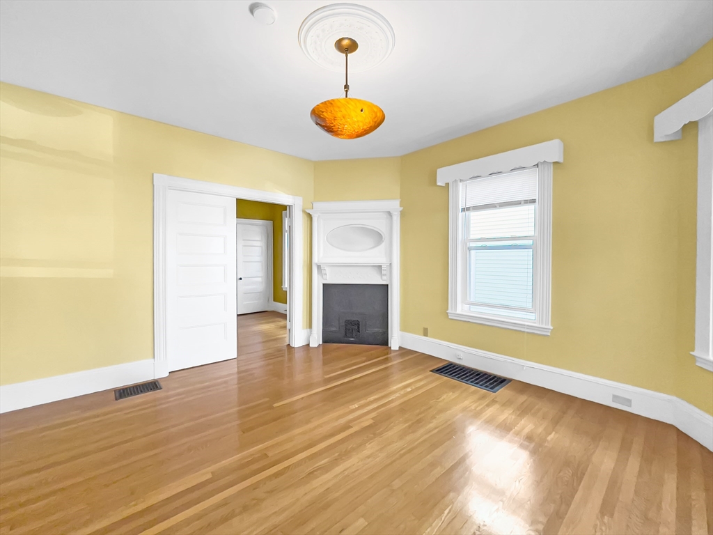 25 Tower St, Jamaica Plain