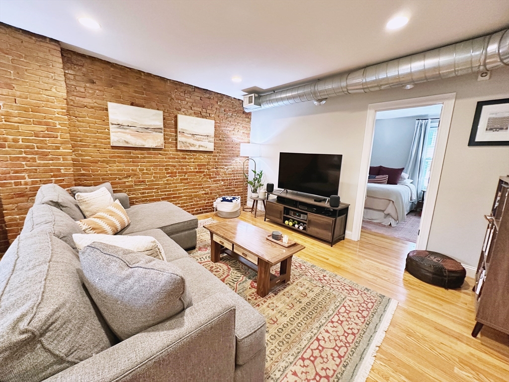 176 Princeton St, East Boston