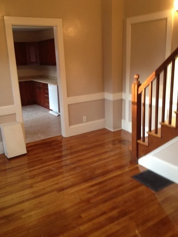 77 S Central, Quincy