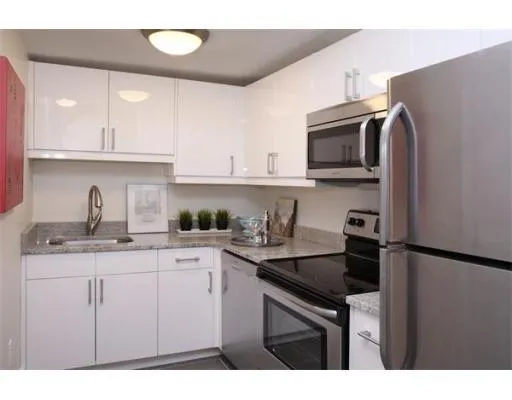 631 Tremont St, South End