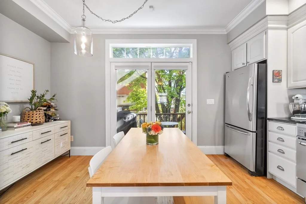 10 S Sydney, Dorchester