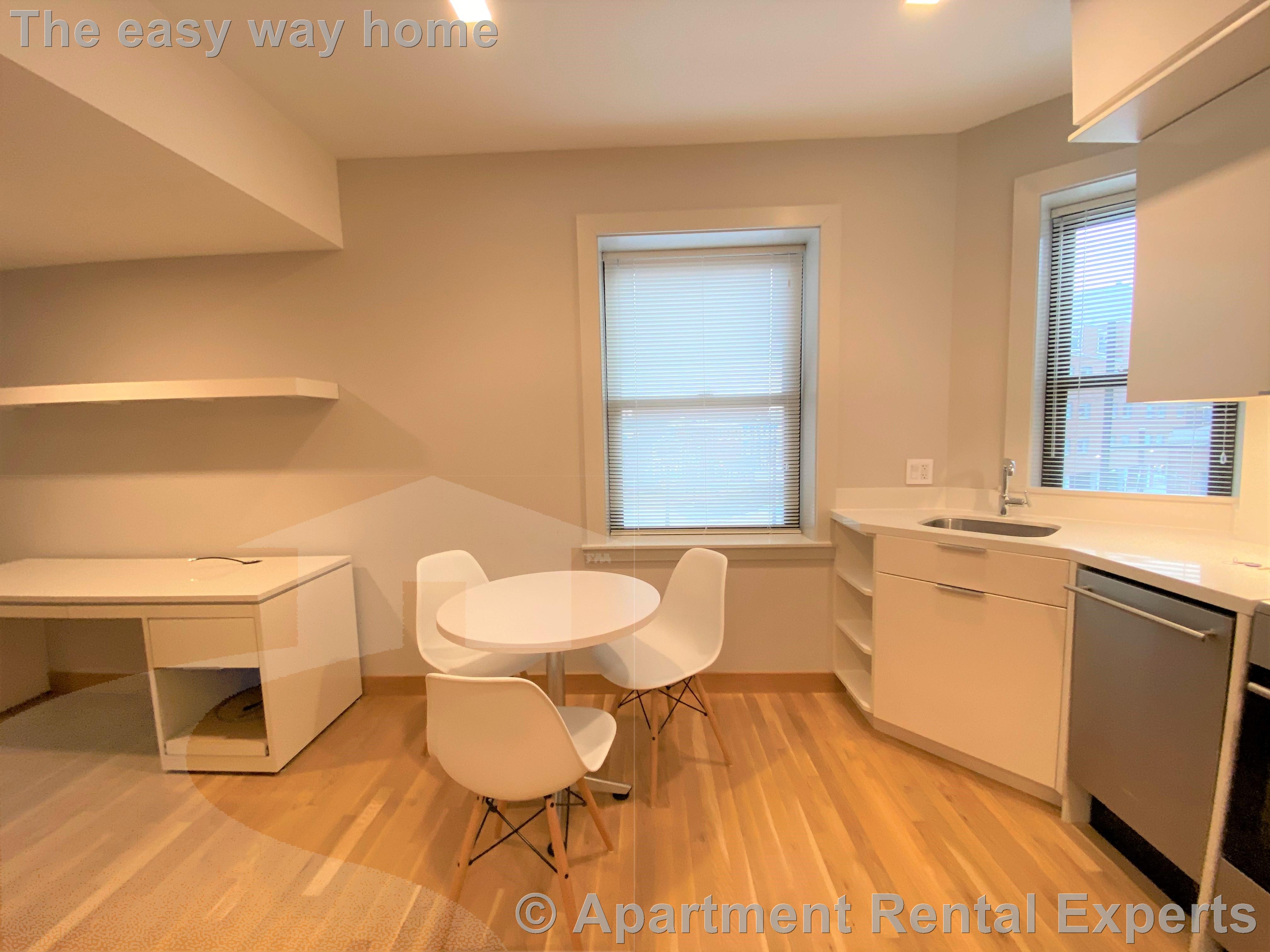 115 Mt Auburn St, Harvard Square