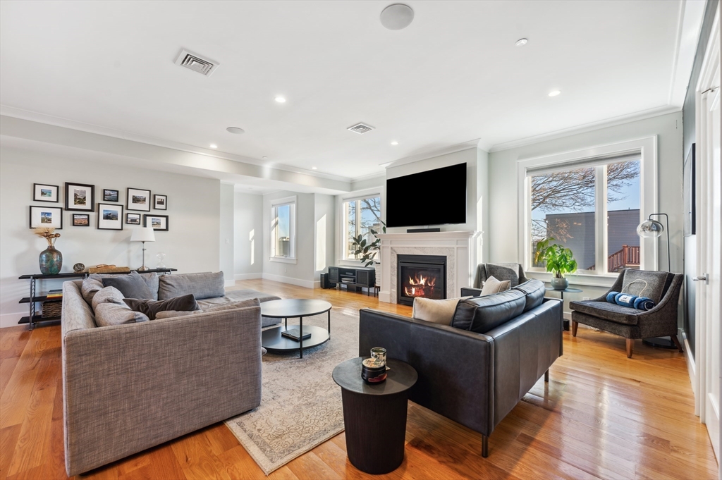 17 Vinton St, South Boston