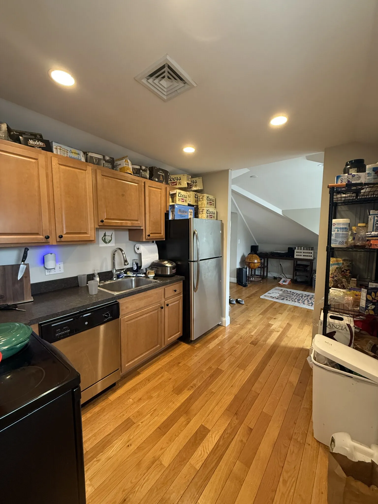 25-27 Crosby Rd, Chestnut Hill