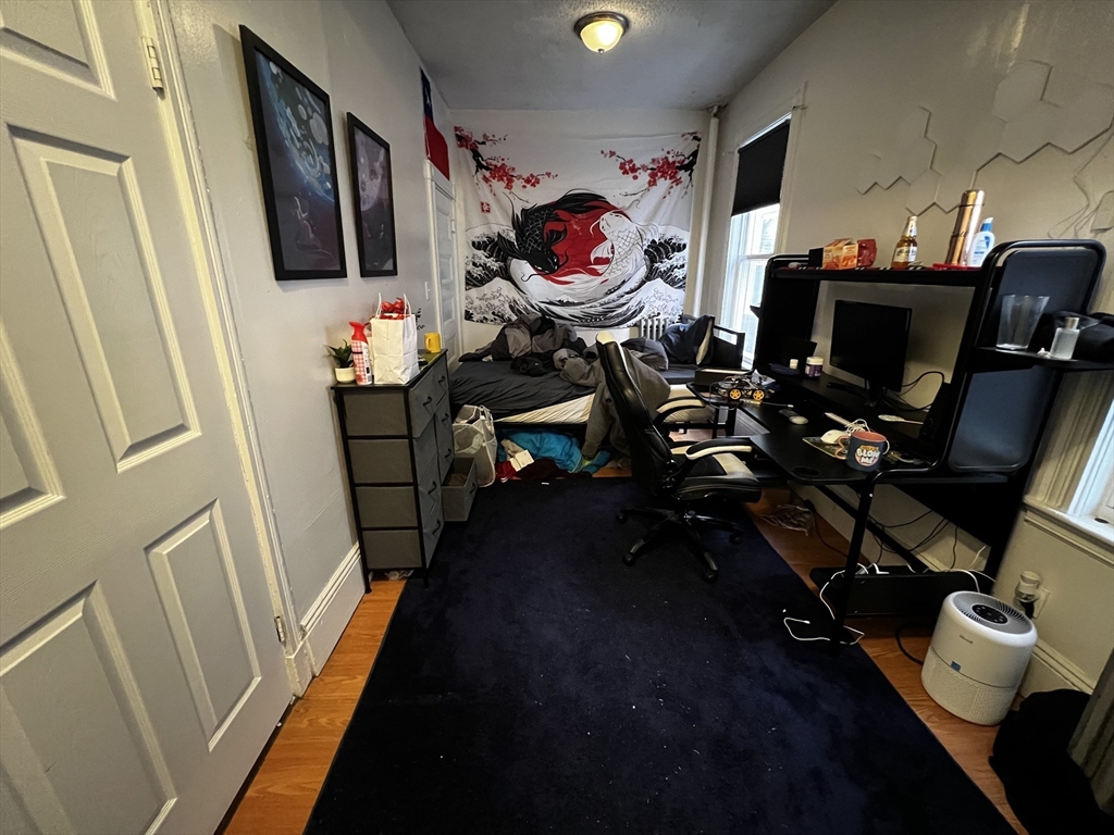 34 Cherokee St, Mission Hill