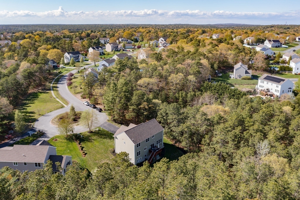 86 Pioneer Trail, Plymouth