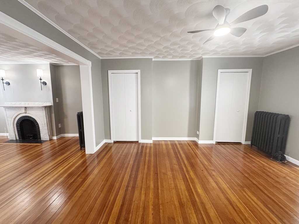 19 Saratoga St, East Boston