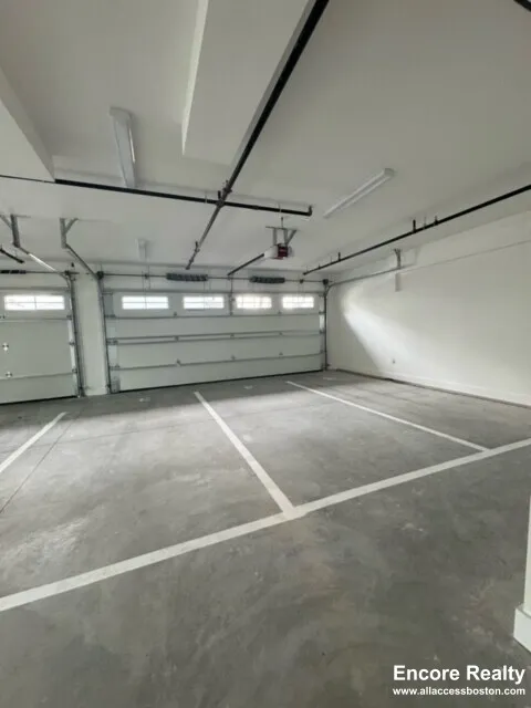 157 Everett St, Allston