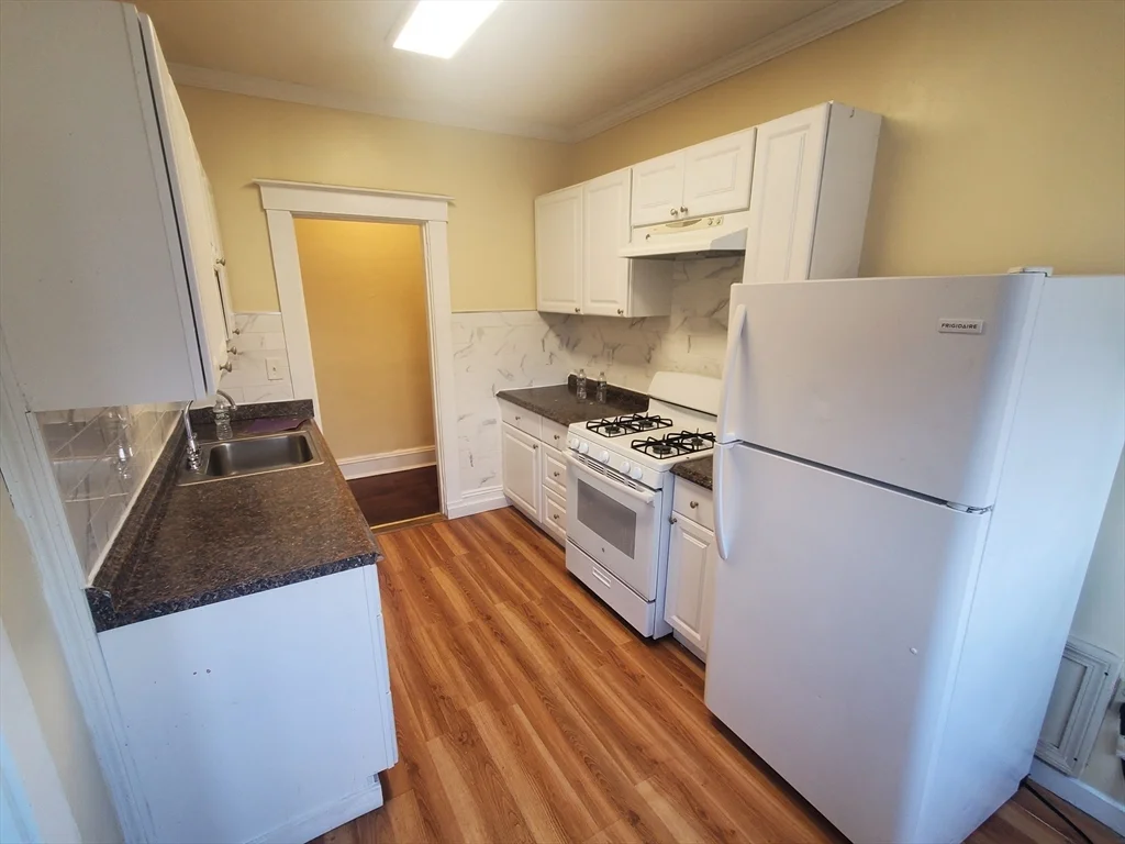 415 County St, New Bedford