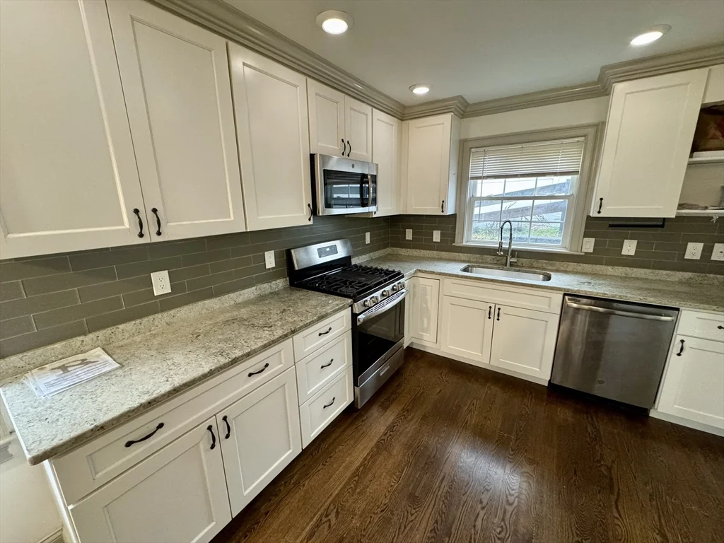 2591 Washington St, Roxbury