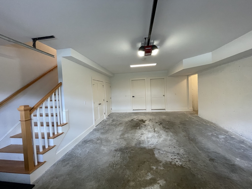 72 Holland, Winchester