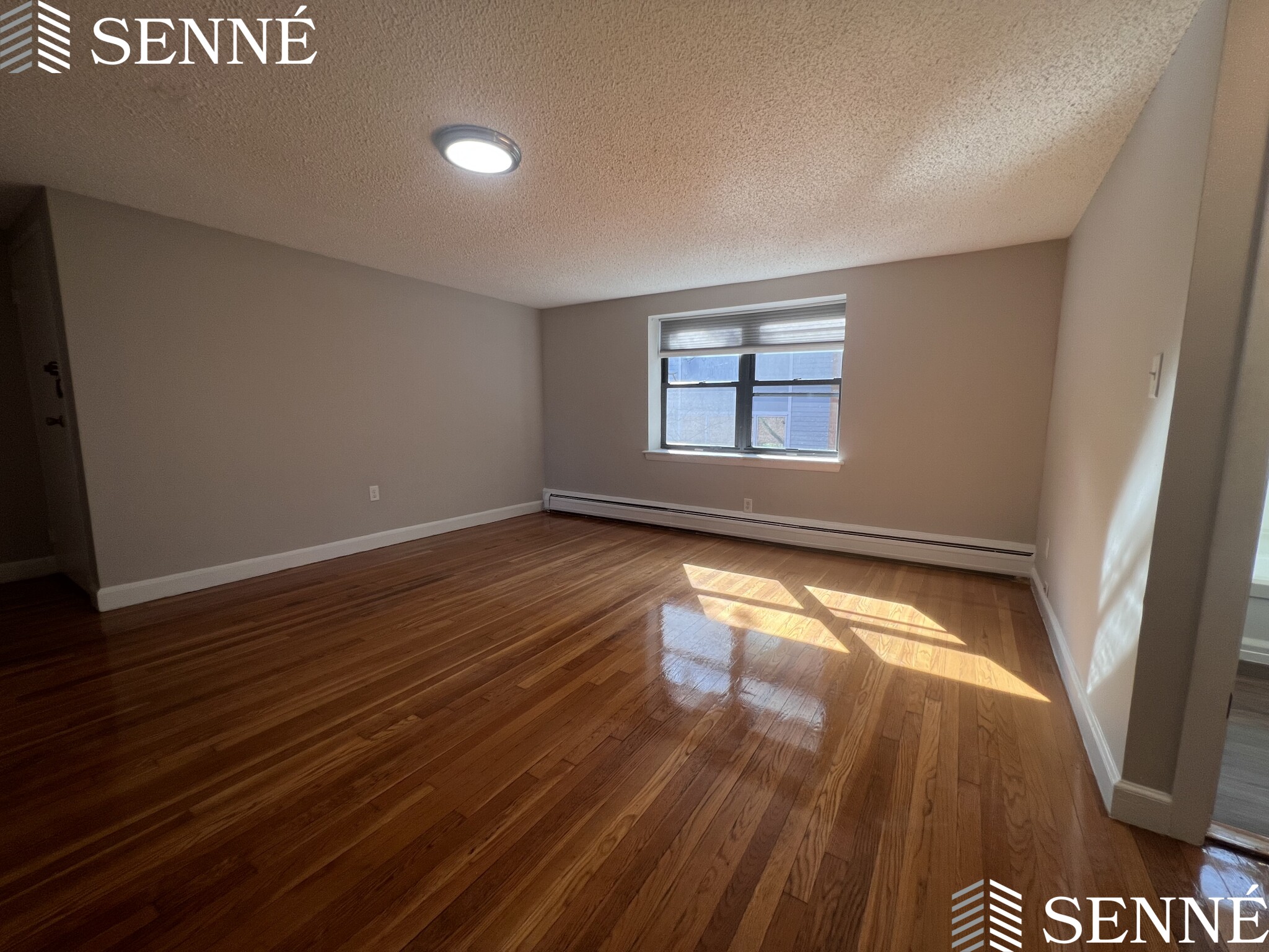 48 A Harvard Ave, Harvard Avenue