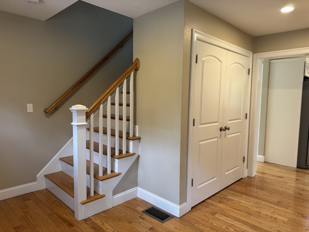 59 Wenham Rd, Carver