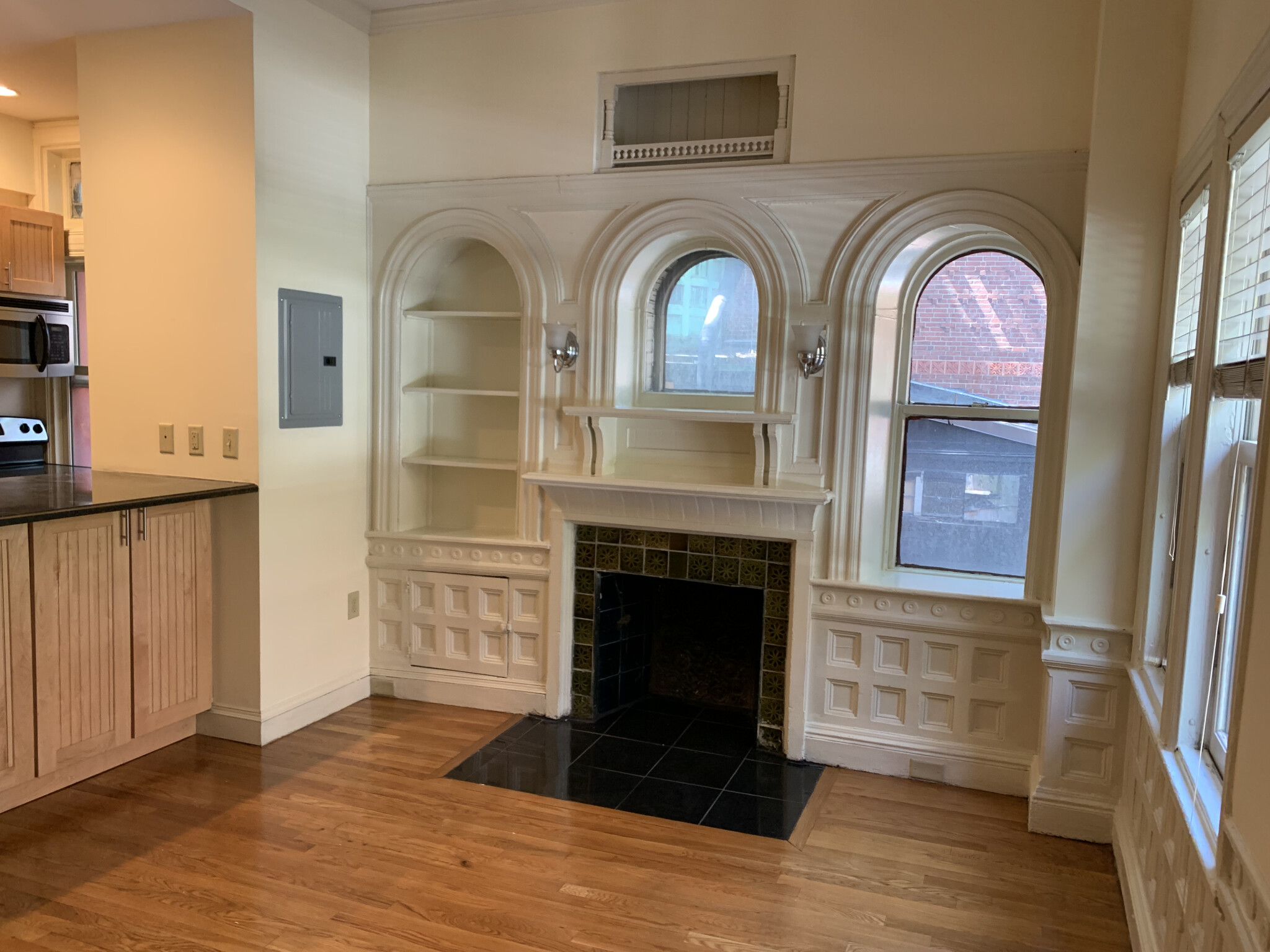 195 Commonwealth Ave, Back Bay