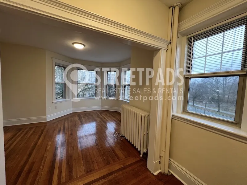 31 Park Dr, Fenway