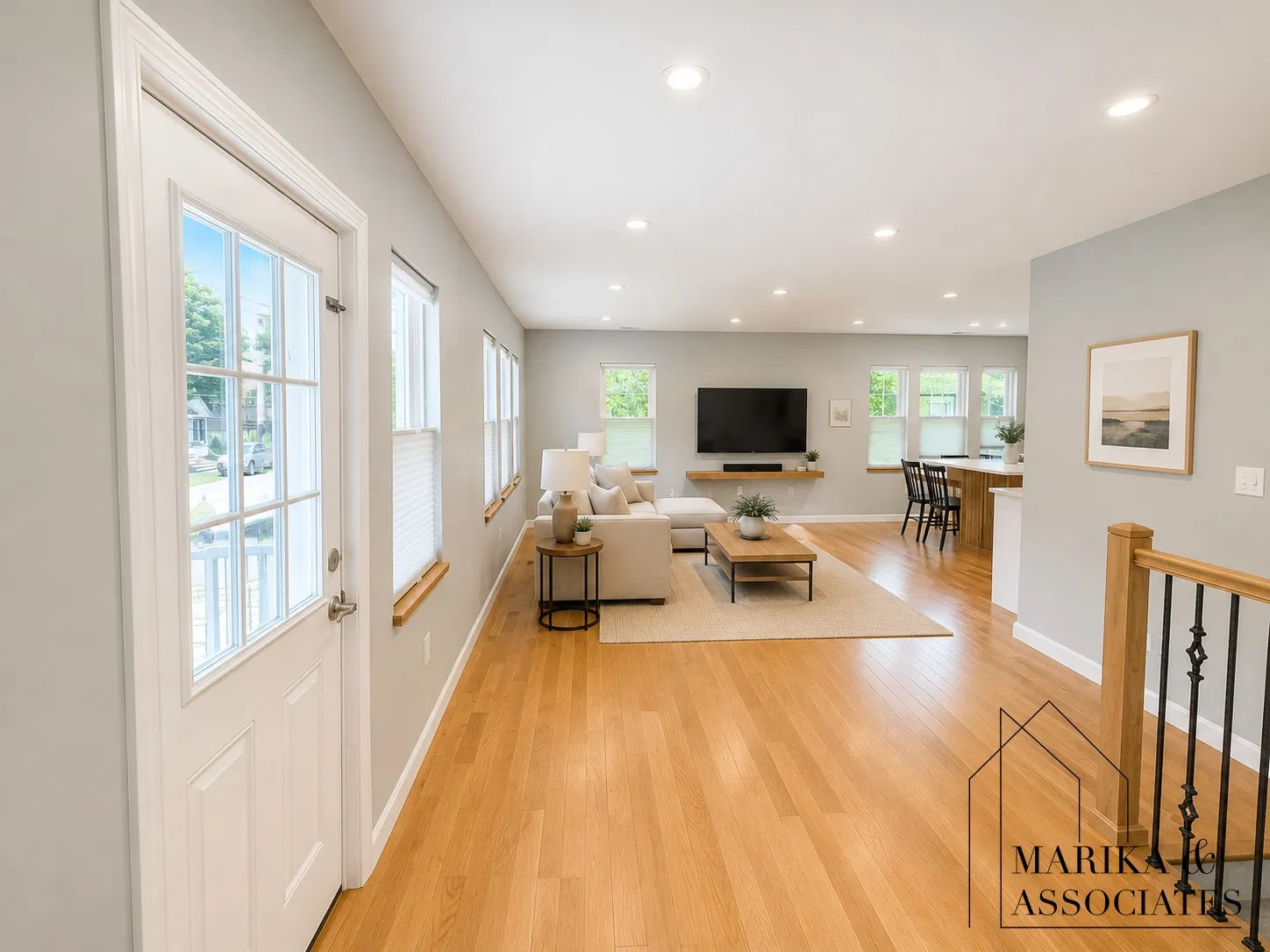 576 Lagrange St, West Roxbury