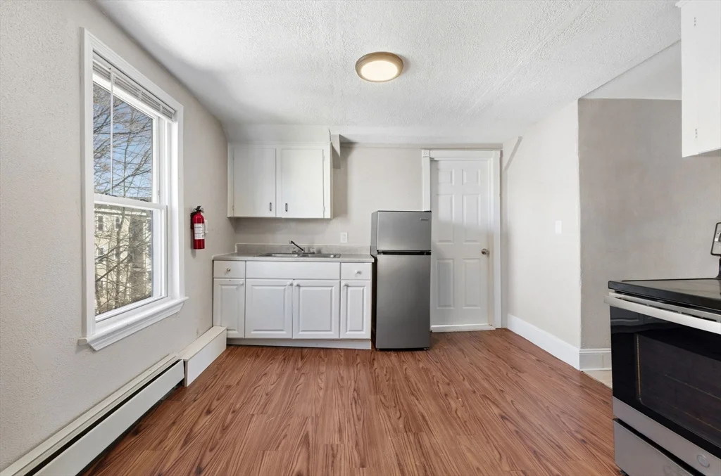 21 John St, Attleboro