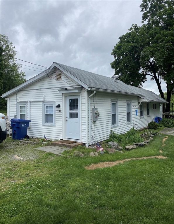 45 Bay State Rd, Rehoboth