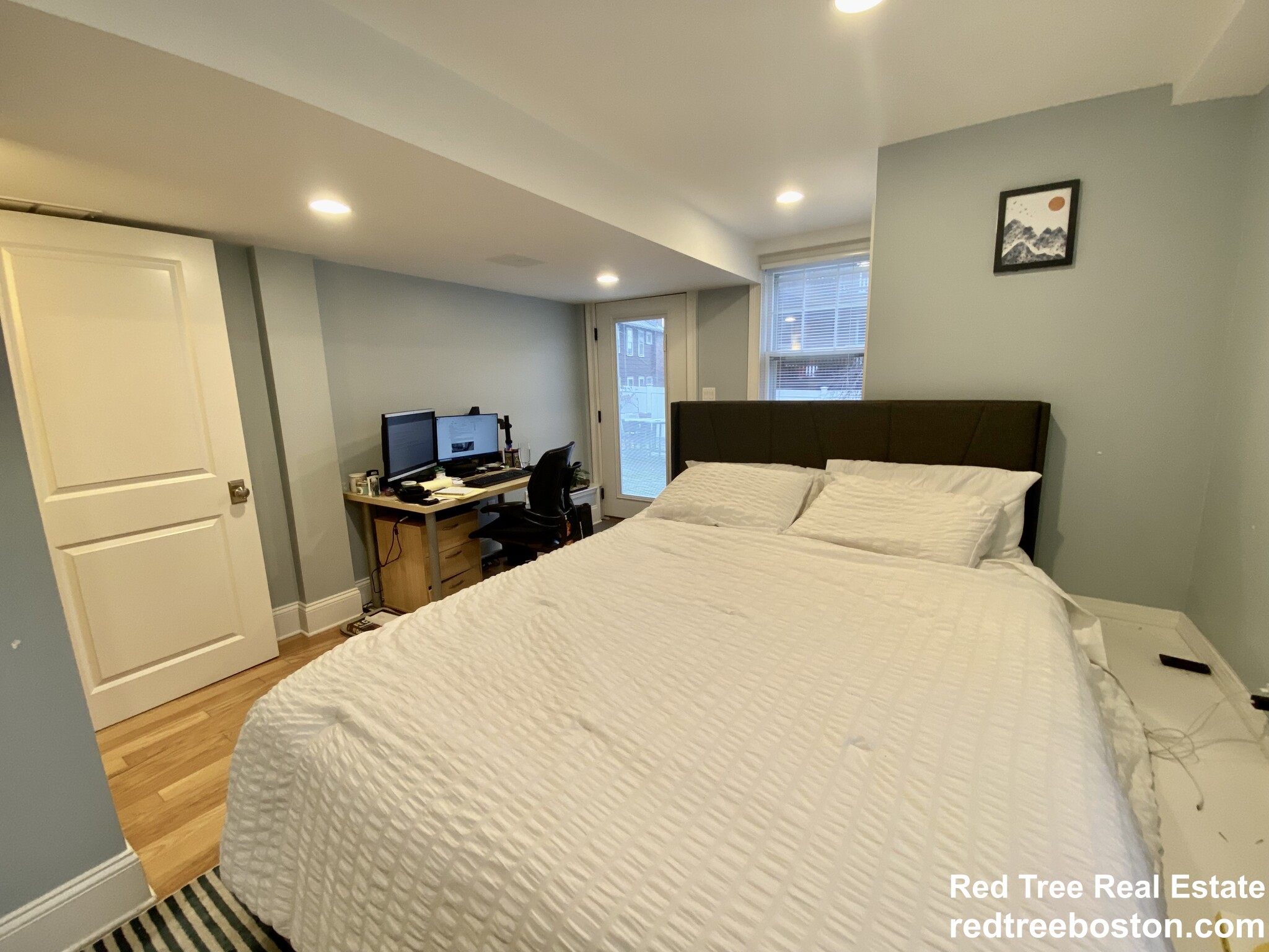 7 Acron Rd, Brookline Village