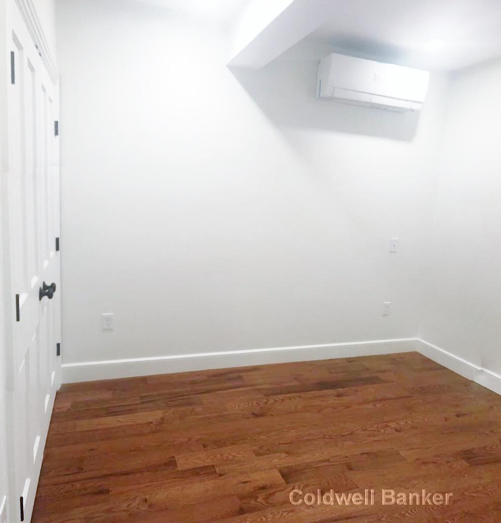 1776 Beacon St, Brookline