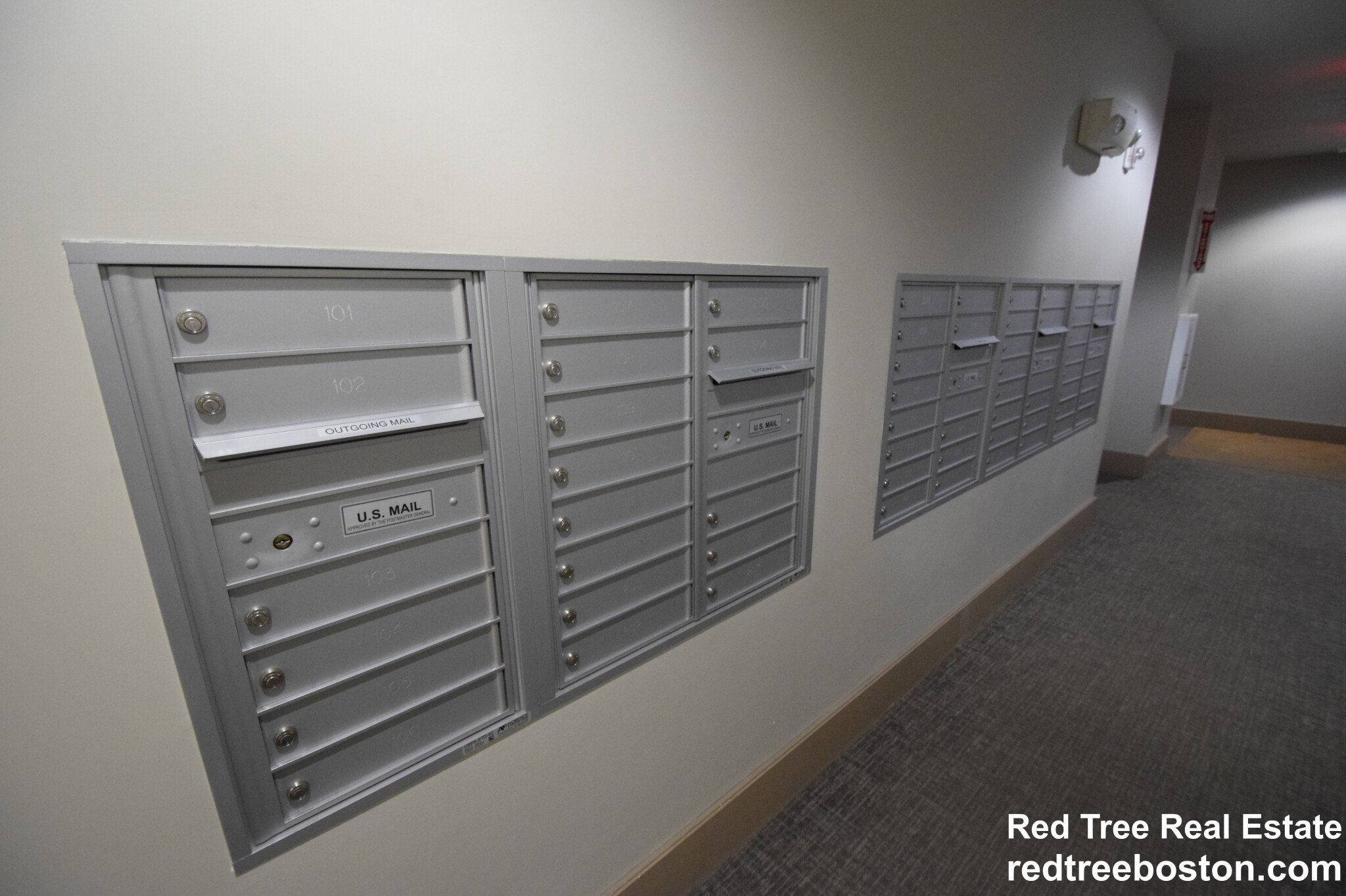 45 1st Ave, Charlestown