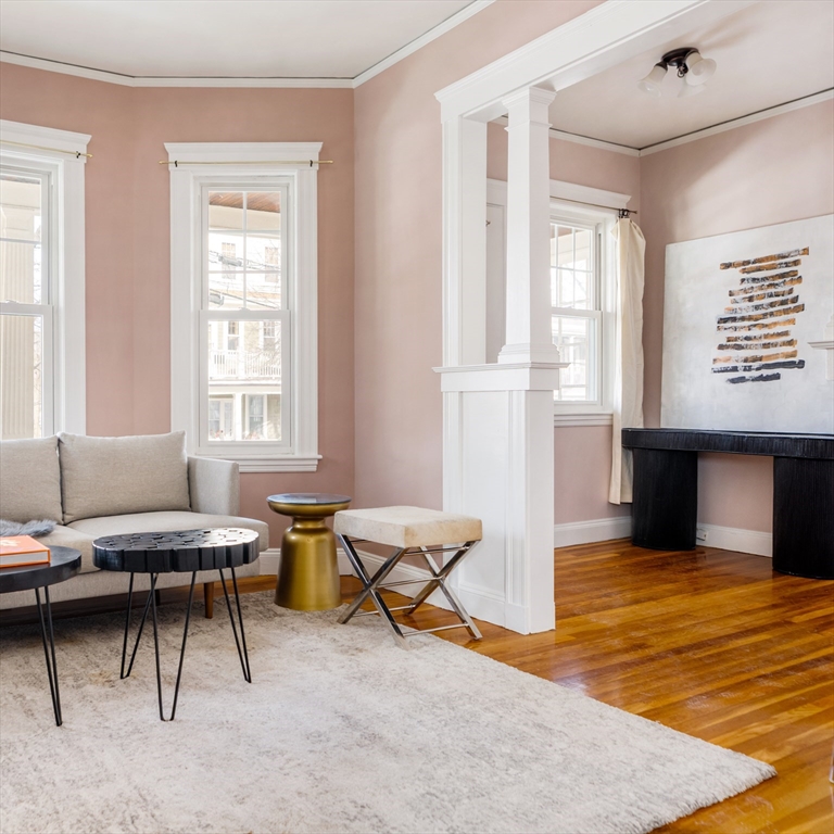 89 Grafton St, Arlington