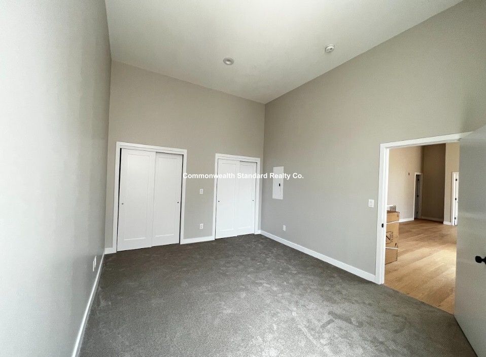 1661-1663 Washington St, South End