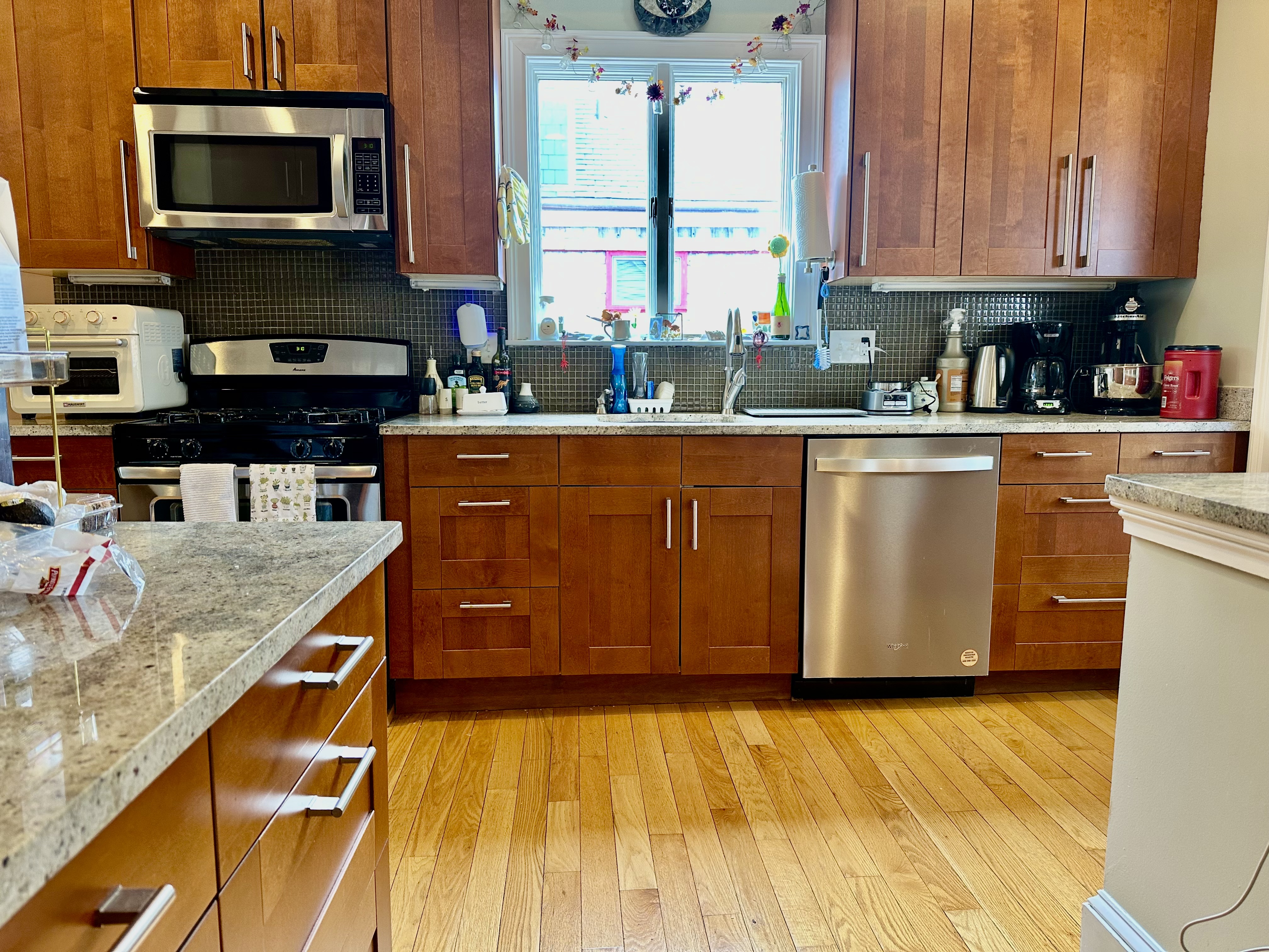 97 Dover St, Davis Square