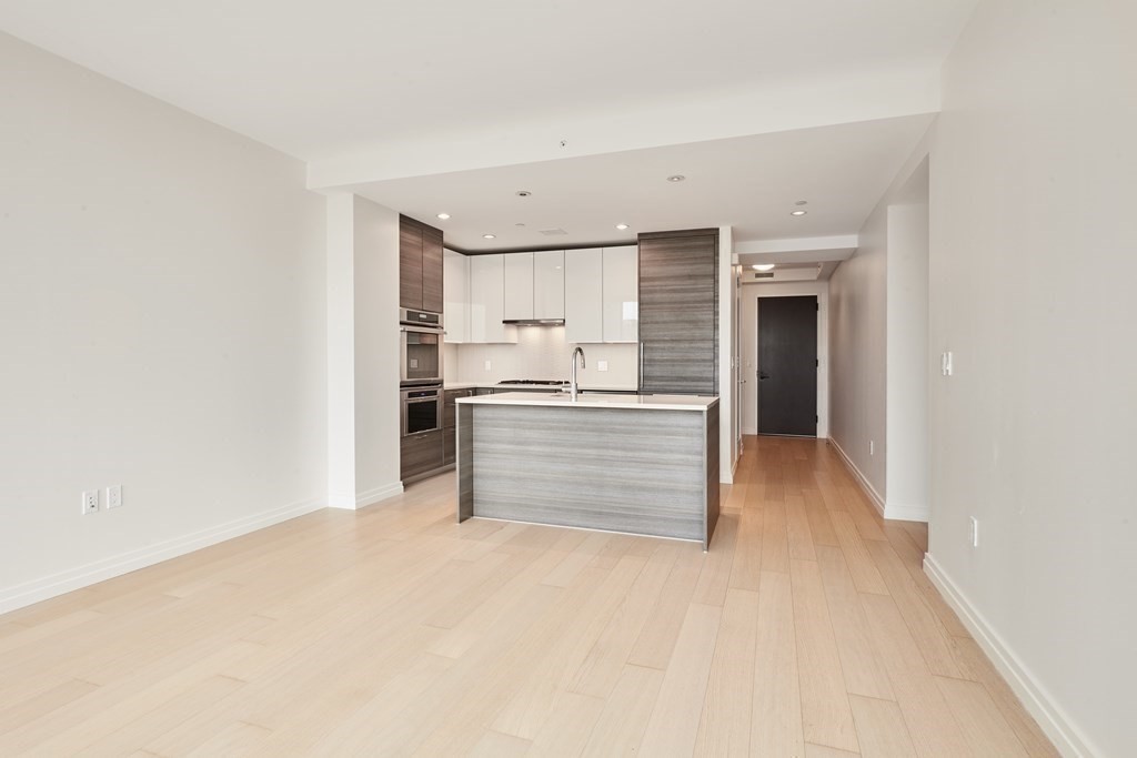 1 Franklin St, Downtown