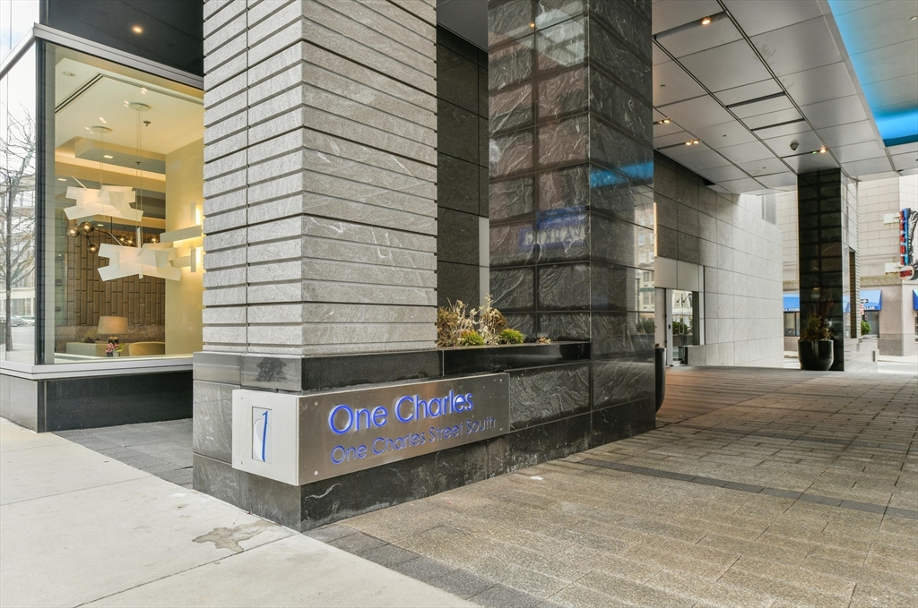 1 Charles St, Back Bay