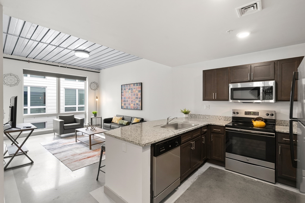 1 Merrimack Plaza, Lowell