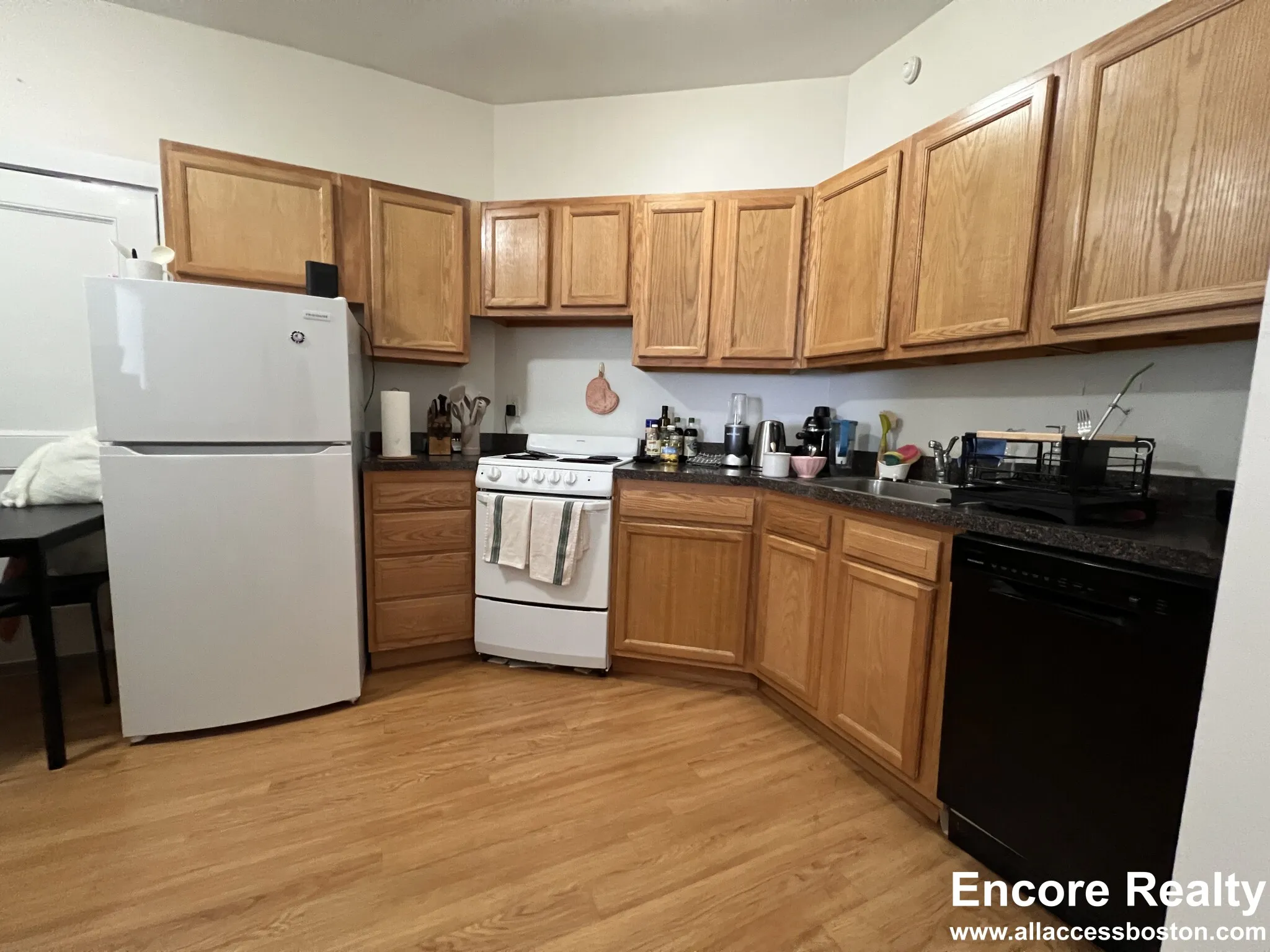 1589 Beacon St, Brookline