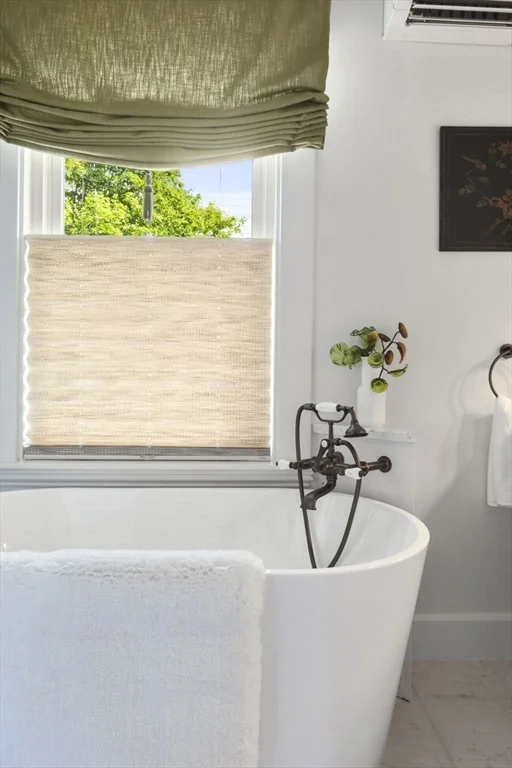 117 Eastern Ave, Essex