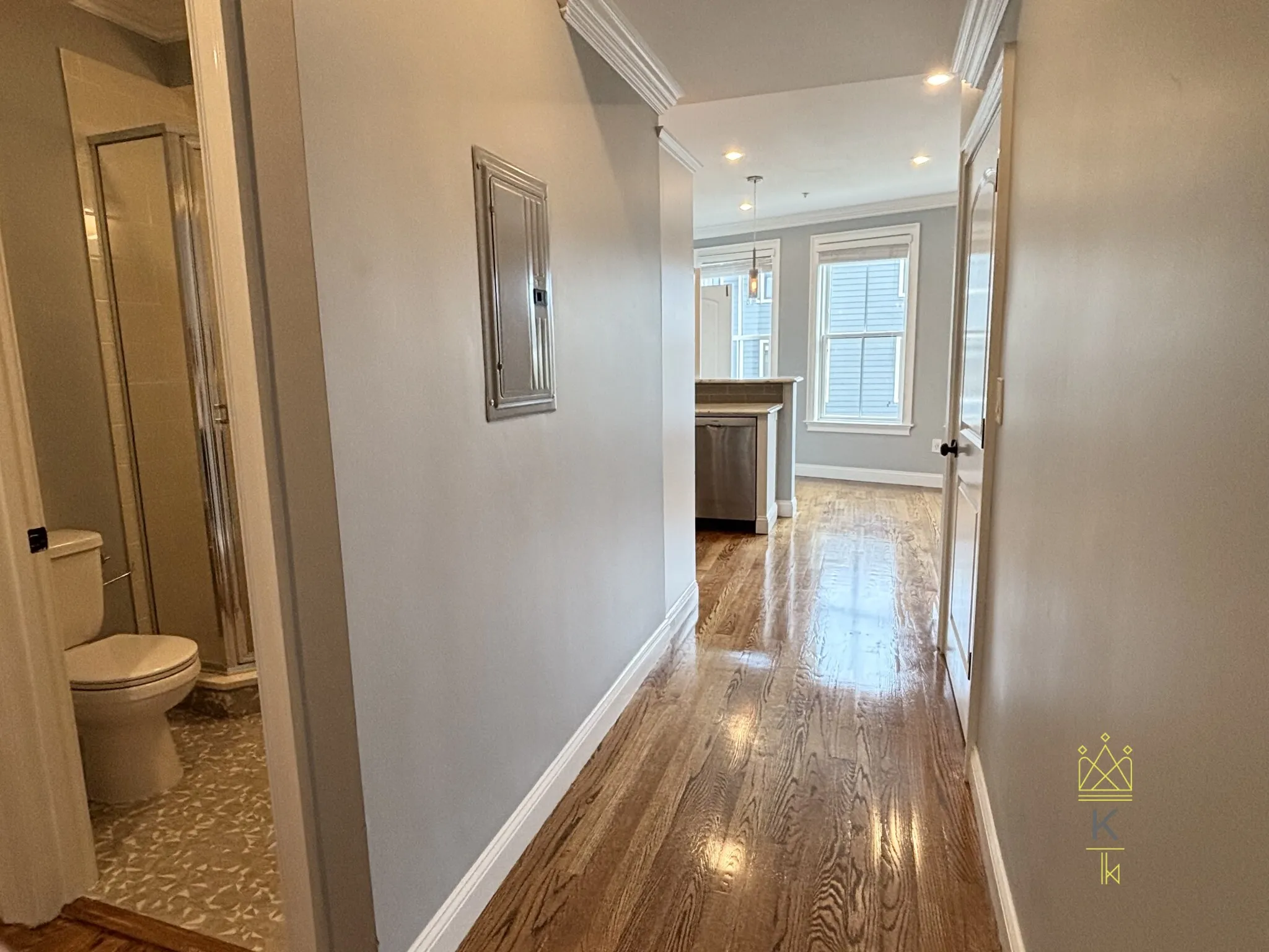 38-42 Hyde Park Ave, Jamaica Plain
