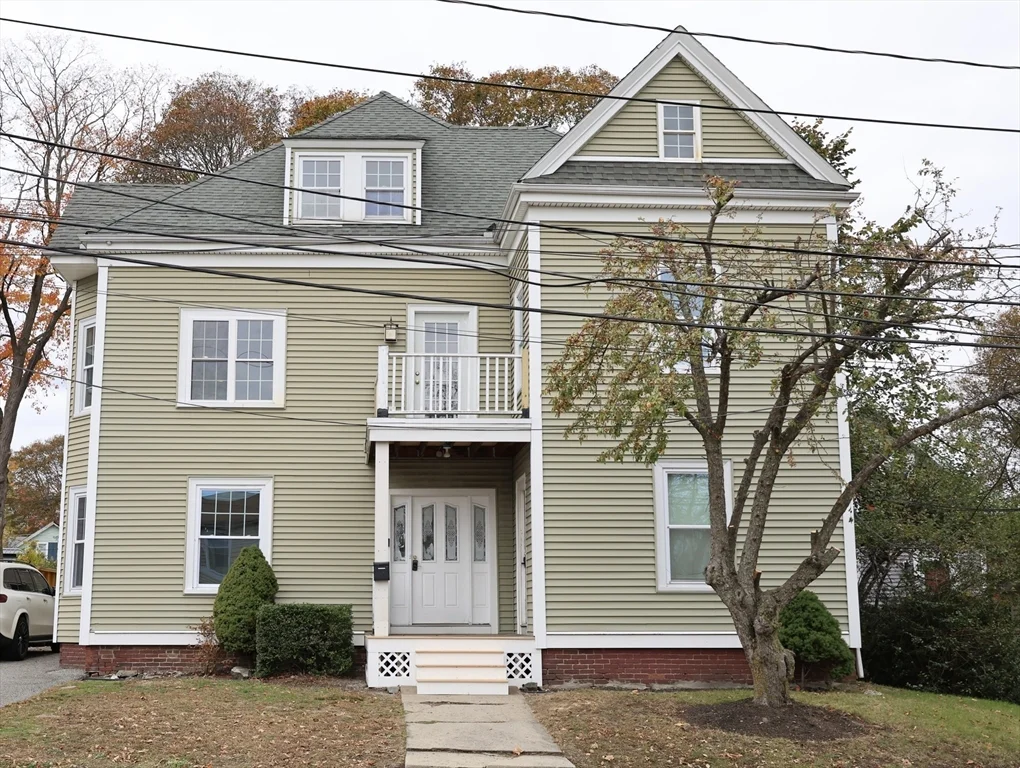 15 Warren, Stoneham