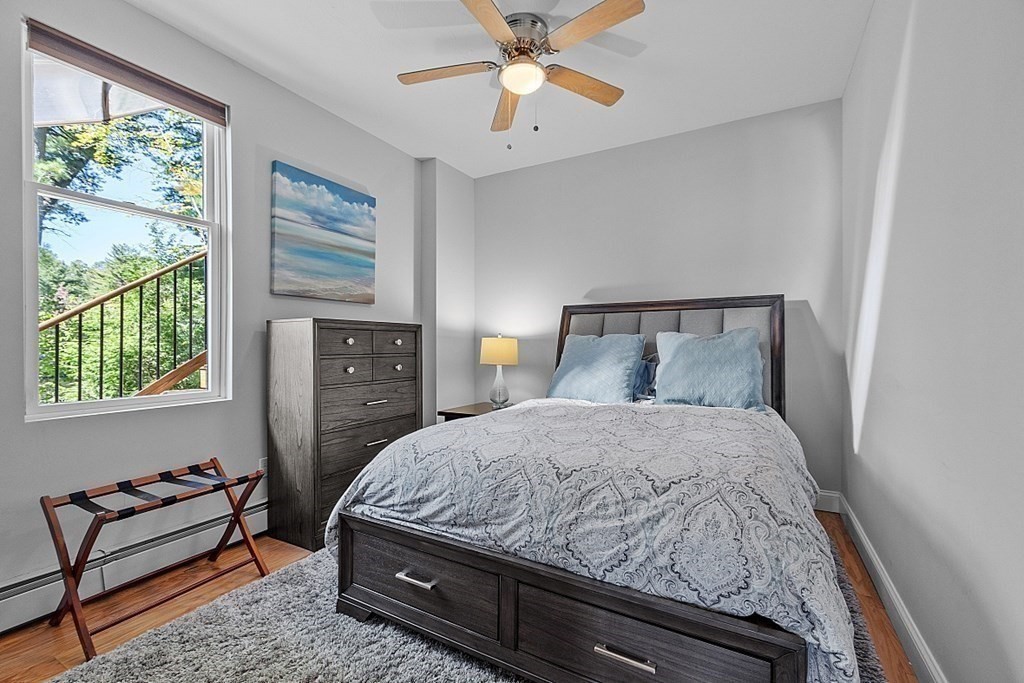 164 South Ashburnham Rd, Westminster