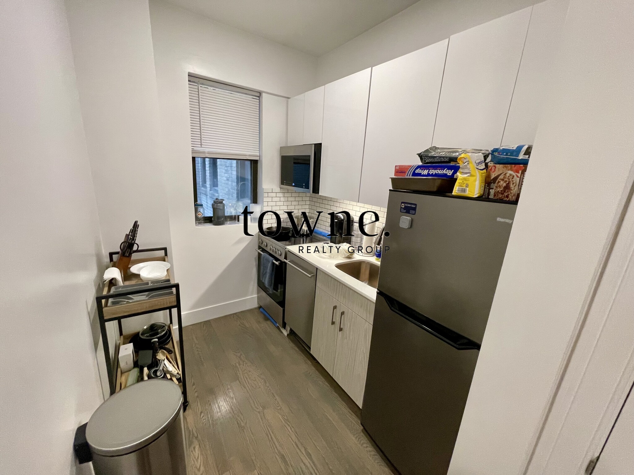 11 Peterborough St, Fenway