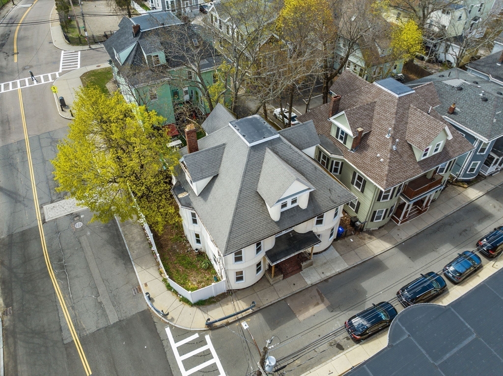 10 Royal St, Allston