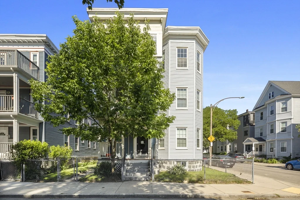 118 Saxton St, Dorchester
