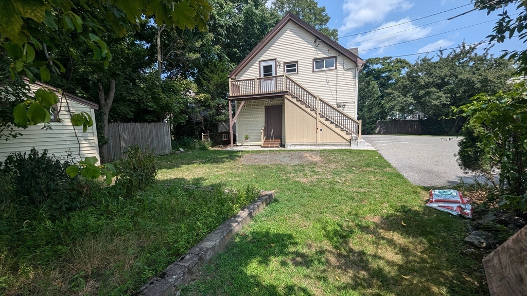 77 Hartford St, Newton Highlands