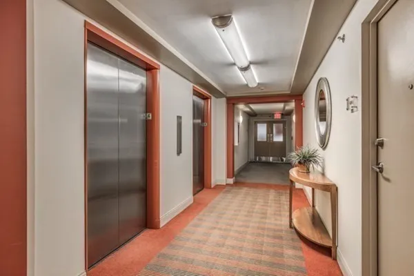 1600 Beacon St, Corey Hill