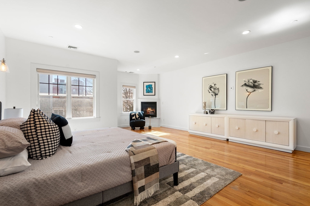 345 W Broadway, South Boston