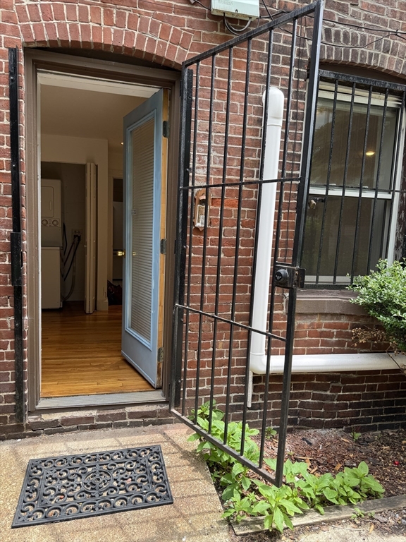 85 E Brookline St, South End