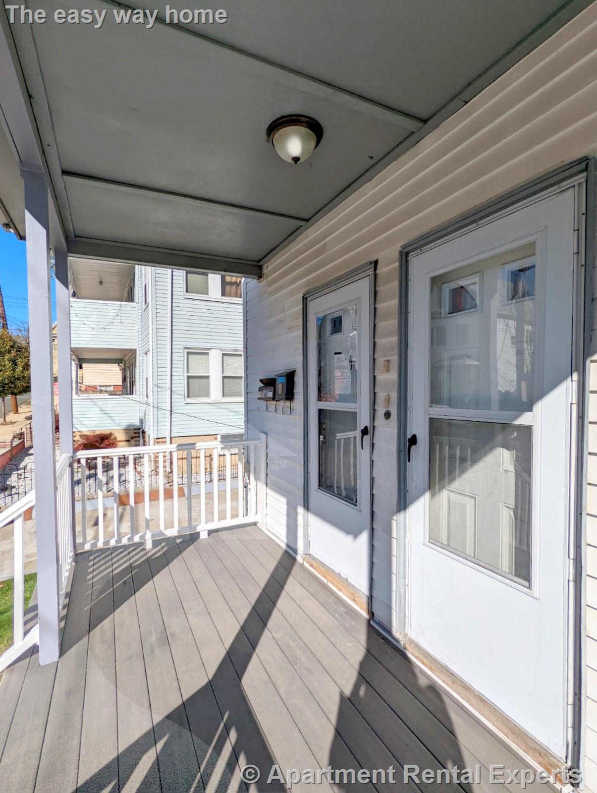 93 Madison Ave, Everett