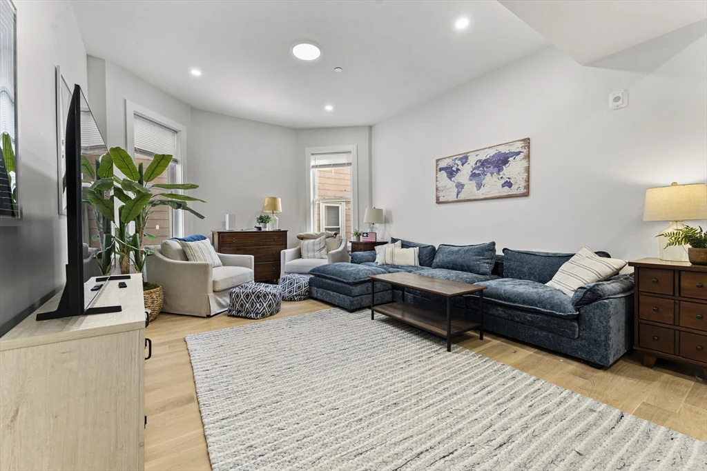 7 Oswald St, Mission Hill