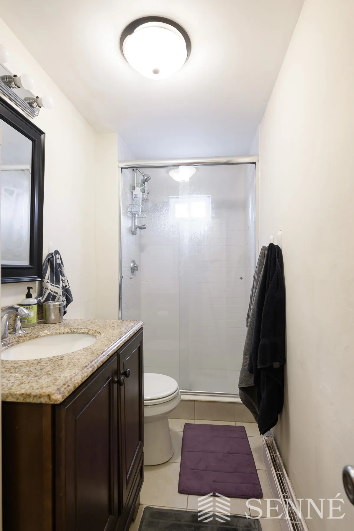 720 Massachusetts Ave, Riverside