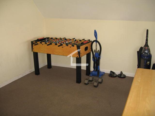 40 Brackett St, Oak Square