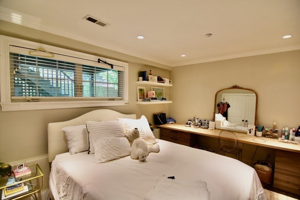 14 S Sydney St, Dorchester